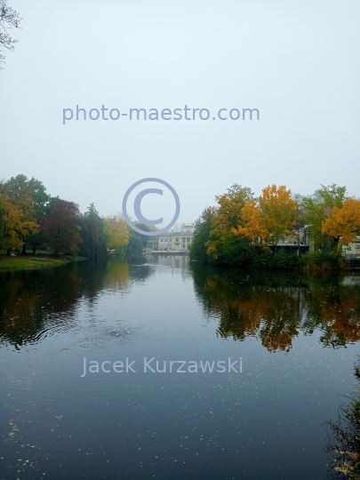 Poland,Warsaw,Mazowieckie voivodeship,Mazovia region,City Center,architecture,monouments,Lazienki Palace,fog,autumn